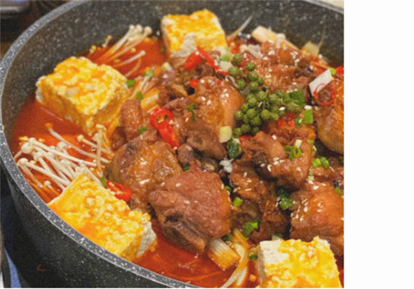 豆小涮藤椒豆花鸡:一种口感绝佳的美食体验
