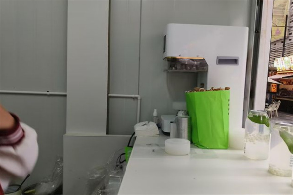 万万想不到椰子水加盟