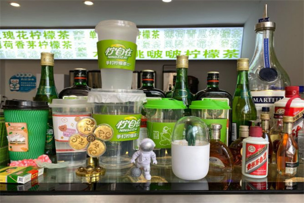 柠自在柠檬茶加盟