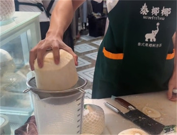 泰椰椰奶茶加盟