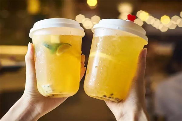 耘茶奶茶店加盟
