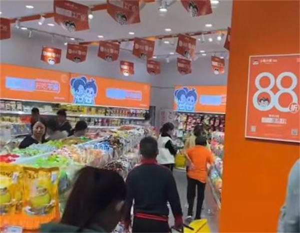 小敏小诺零食加盟