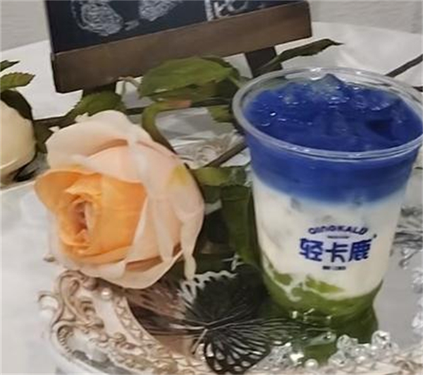 轻卡鹿咖啡加盟
