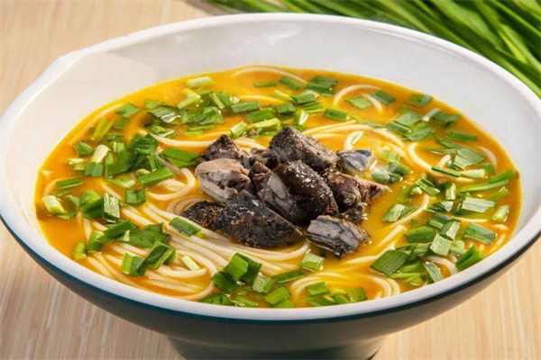 莉姐家馄饨和乌鸡米线加盟