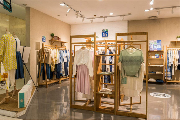 女装折扣连锁店加盟