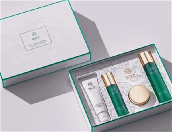 栖花里护肤品加盟