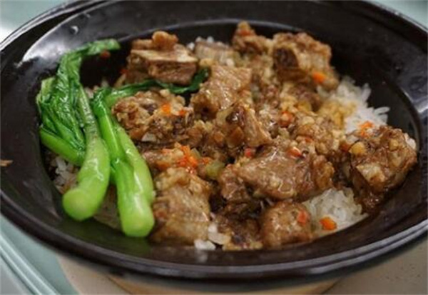 煲正点煲仔饭加盟