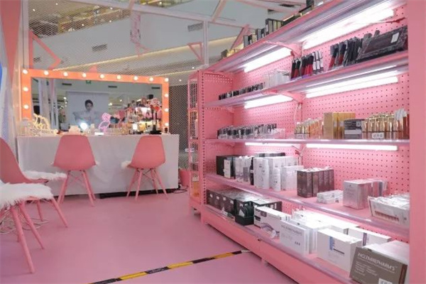 eueu全球美妆集合店加盟