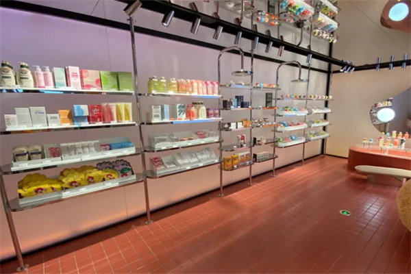 eueu全球美妆集合店加盟