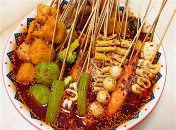 牛很忙串串香加盟