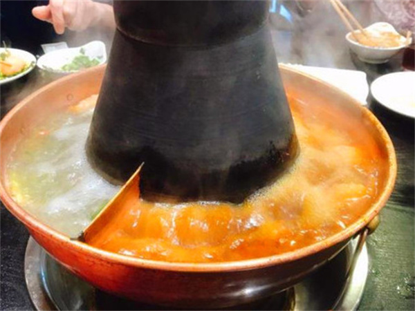 楼外楼大刀肉传统火锅店