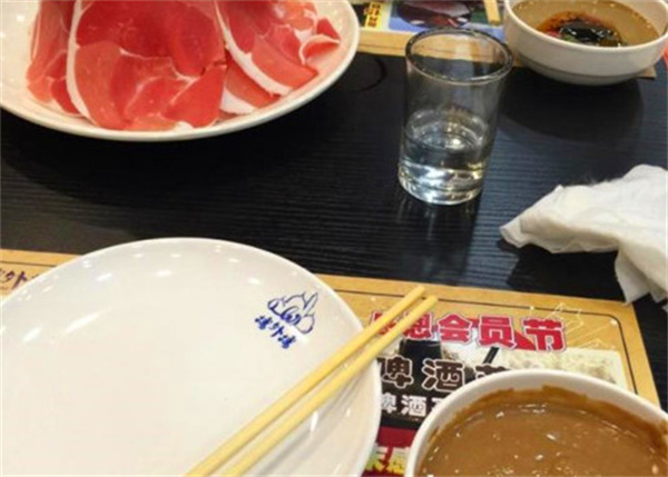 楼外楼大刀肉传统火锅店