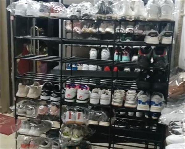 五元洗鞋店