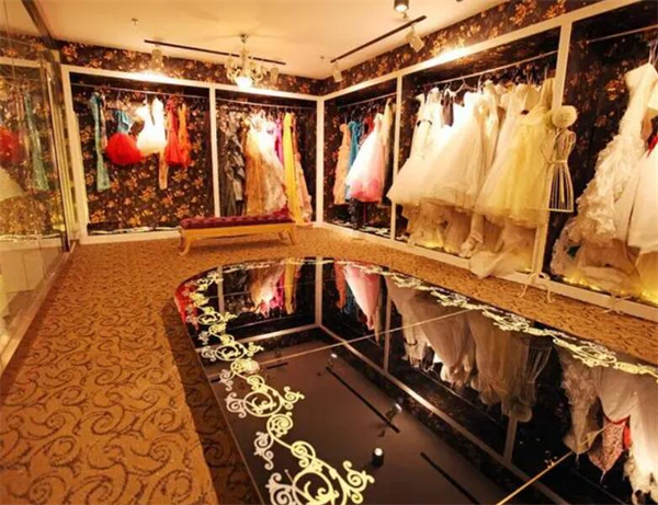 婚纱礼服专卖店加盟