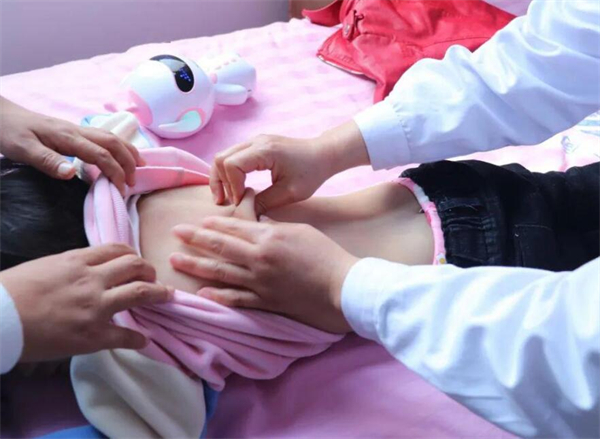 儿童推拿加盟