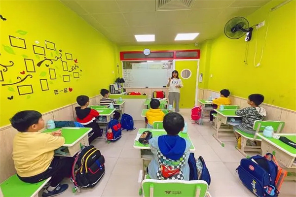 贝尔安亲托管加盟