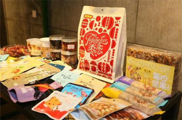 丫滴丫滴零食连锁加盟