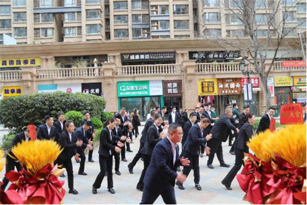 郑州花园路商圈再添一家养生门店——舍艺修脚蓝堡 湾店盛大开业