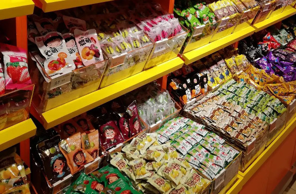 零食铺加盟