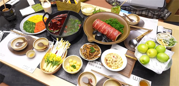 山缓缓火锅加盟