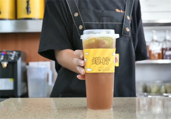 爆柠专注柠檬茶加盟