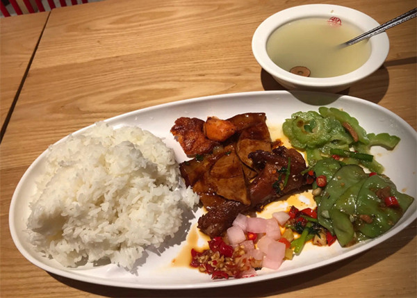 德生龙快餐店