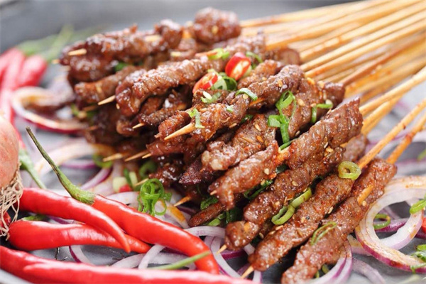 牛小鲜成都串串小火锅加盟费