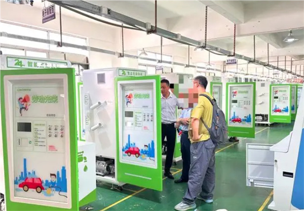 车巴达洗车加盟