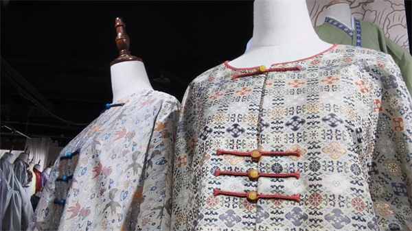 新中式服装加盟