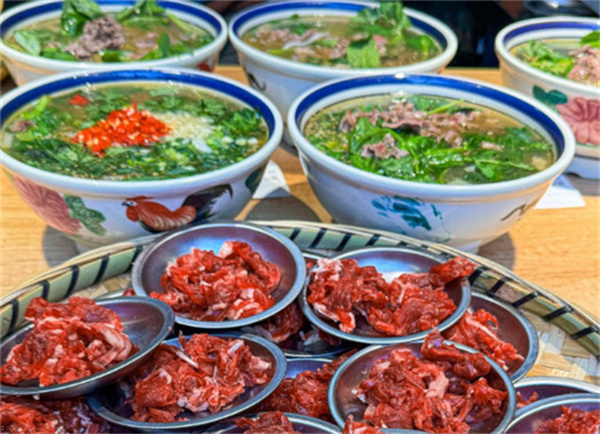 生烫牛肉米线加盟