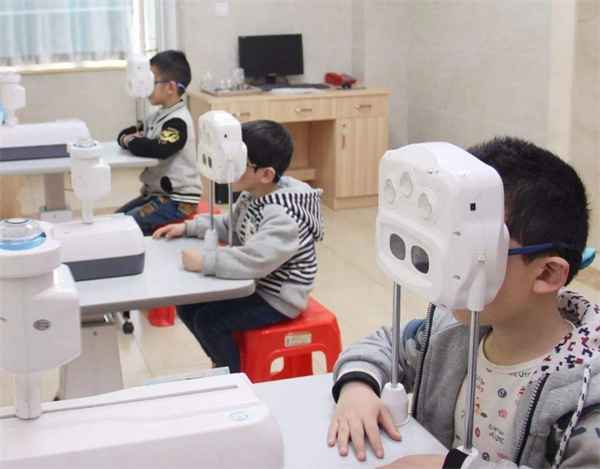 近视眼矫正加盟