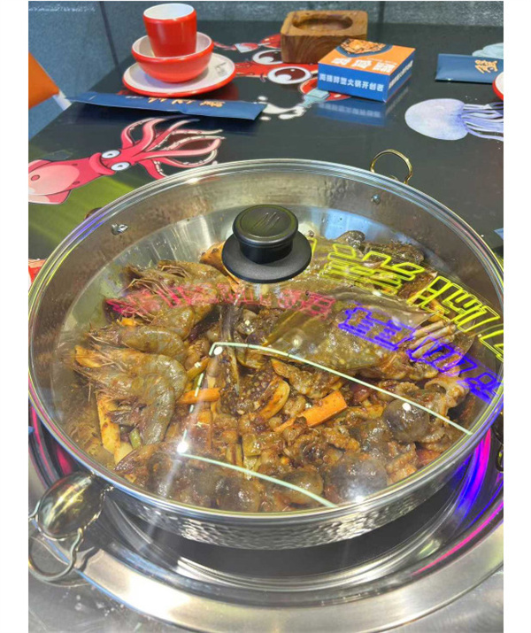 蟹食客海鲜焖锅:食客之选