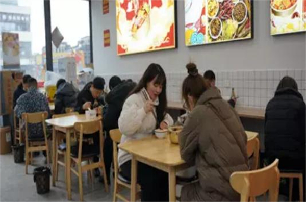 西施冒菜加盟