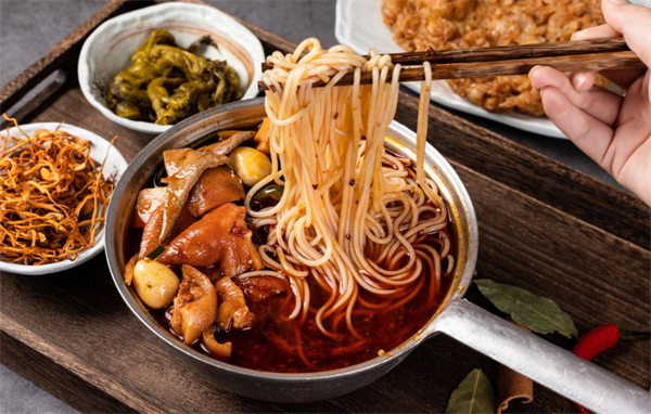 朱熙熙水瓢米线加盟