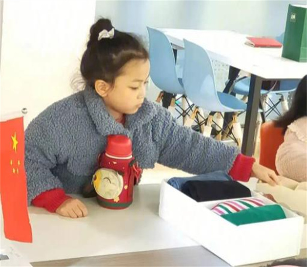 教孩子做饭整理亲子馆加盟