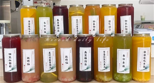 汤畏新中式茶饮加盟