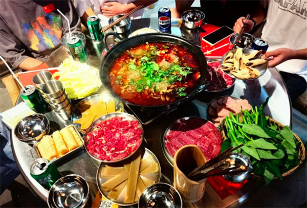 山下五厨渣渣牛肉火锅加盟