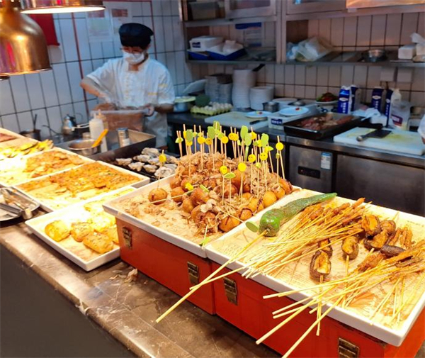 古鲁特烤肉自助餐厅加盟
