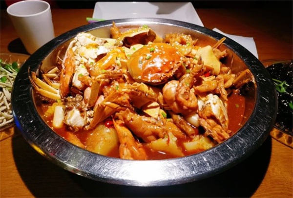 谢蟹浓肉蟹煲加盟