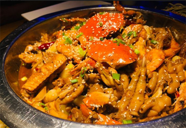 谢蟹浓肉蟹煲加盟