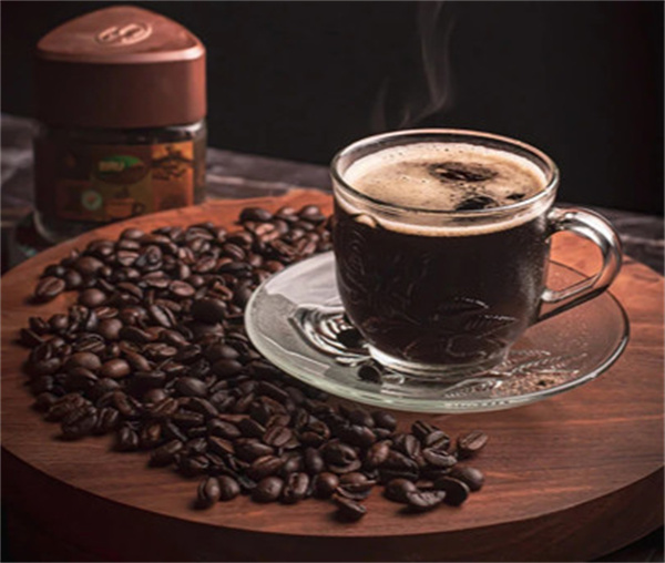 撞色奶茶