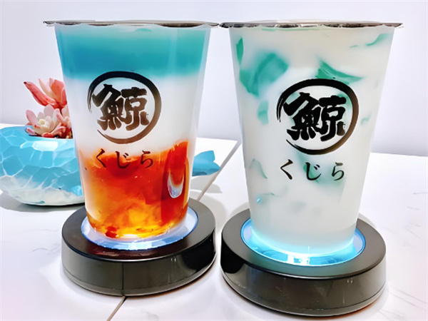 琉璃鲸奶茶加盟