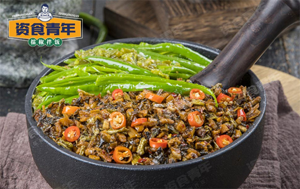 资食青年擂椒拌饭