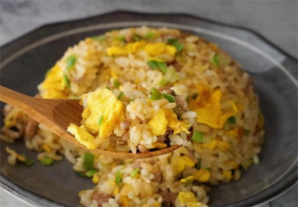 萌叔的炒饭