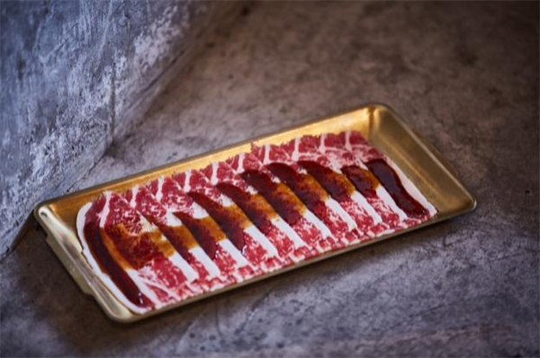 坛子里烤肉