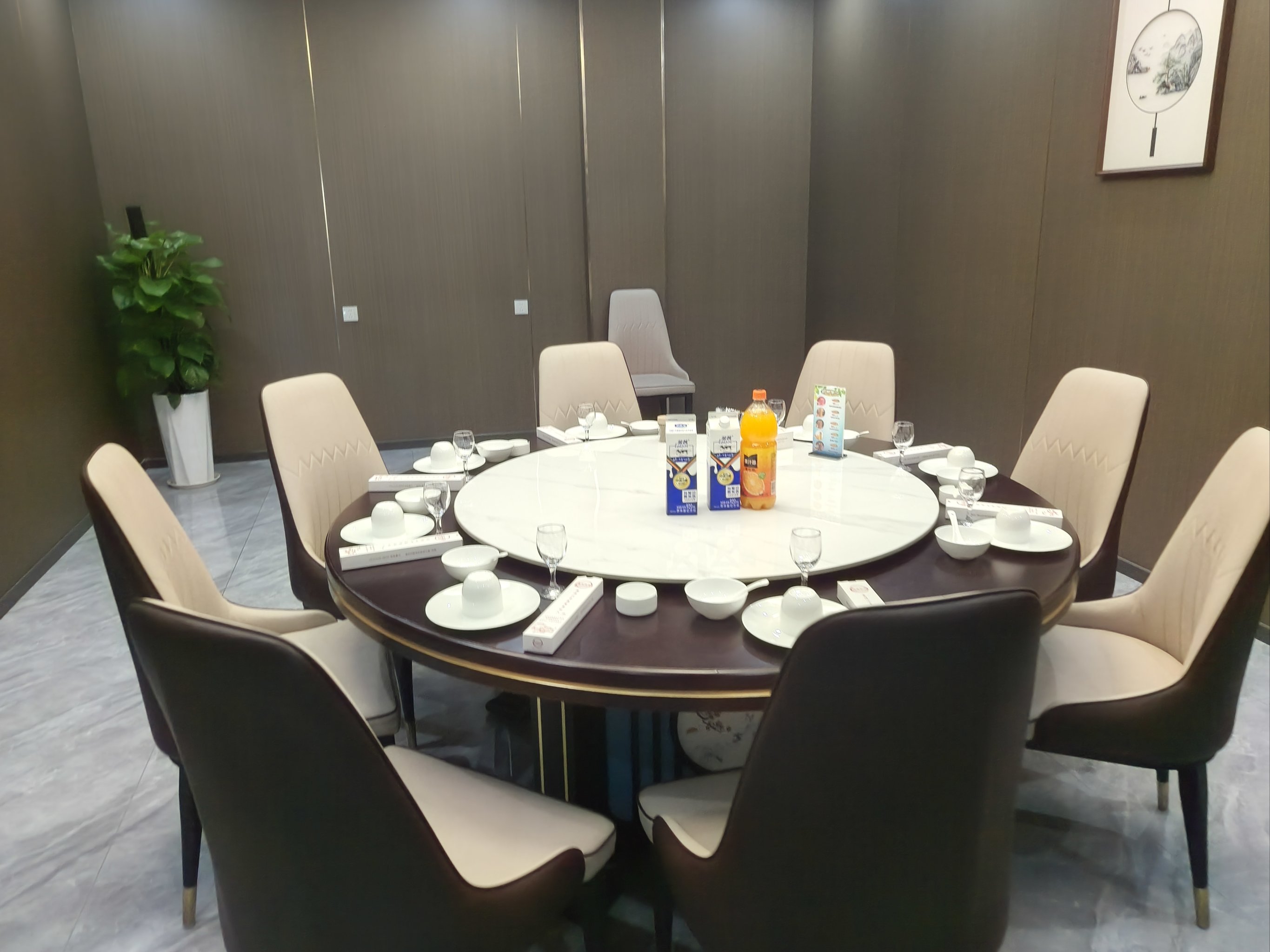 开饭店挣钱吗利润大吗？深入剖析餐饮业盈利潜力与利润空间！