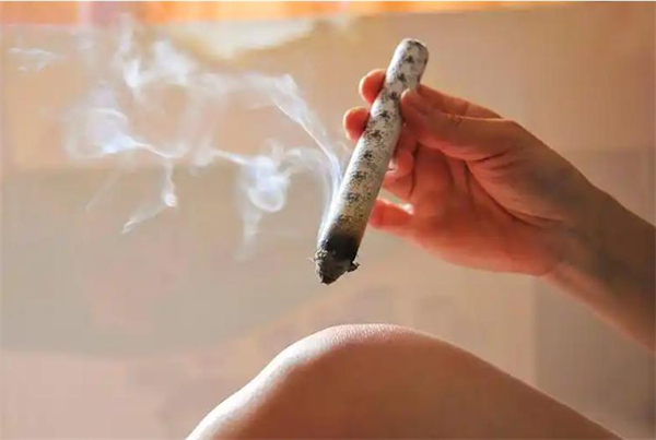 秋季艾灸加盟