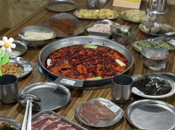 周小食火锅加盟
